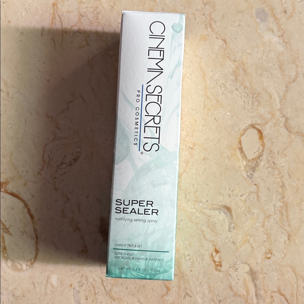Cinema Secrets Super Sealer Mattifying Setting Spray